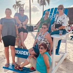 Meet your Posher, Darlene